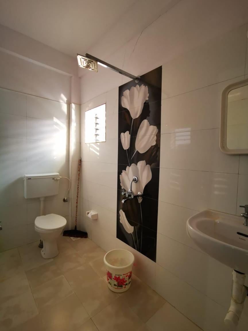 Ivon Guest House อารัมบล ห้อง รูปภาพ